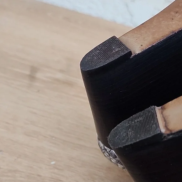 TORY BURCH Astoria Snakeskin Print Wedge Shoe 6 - Picture 12 of 13